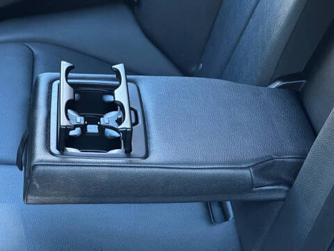 2015 BMW 3 Series 320i