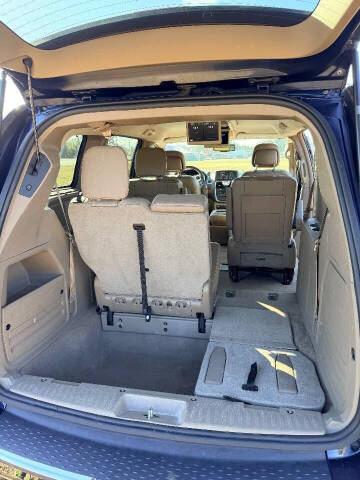 2015 Chrysler Town and Country Touring-L