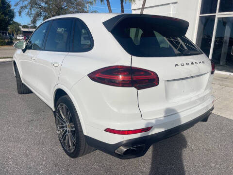 2018 Porsche Cayenne Platinum Edition