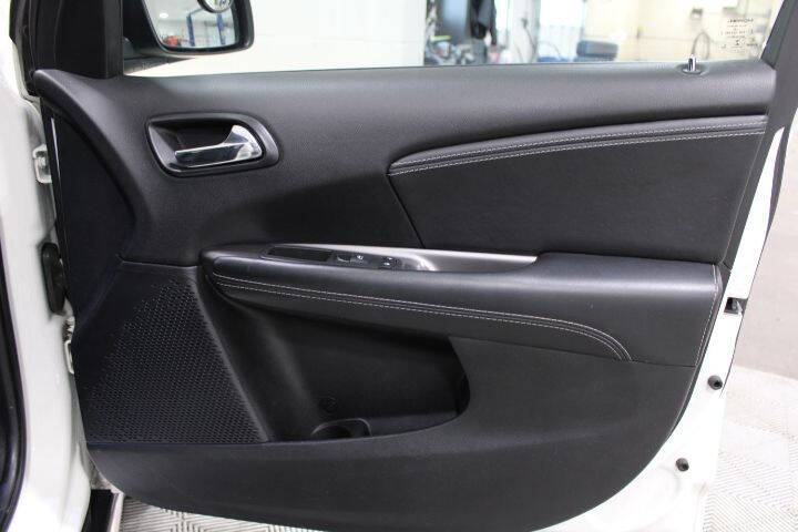 2019 Dodge Journey Crossroad