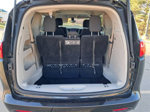 2017 Chrysler Pacifica Touring