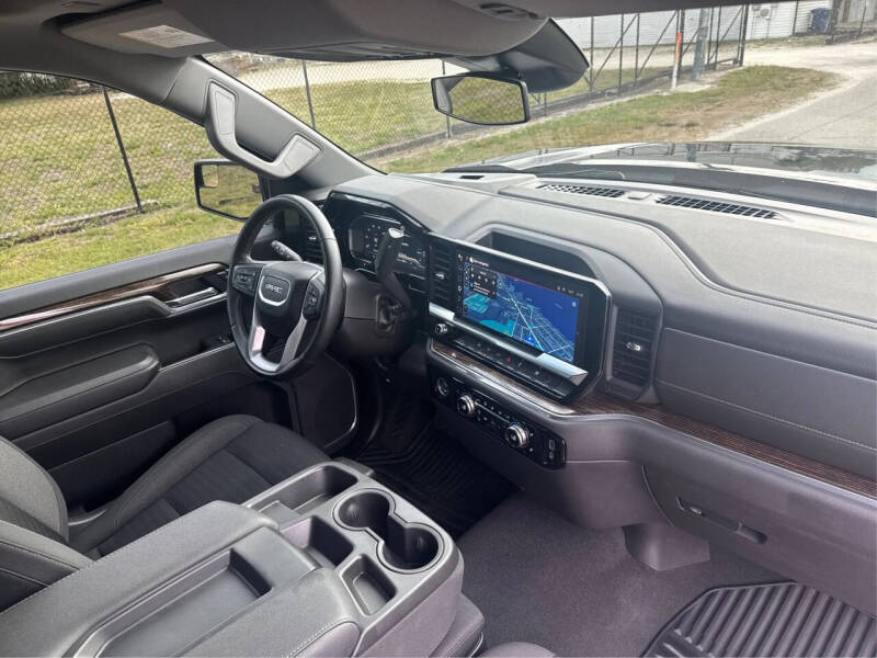 2023 GMC Sierra 1500