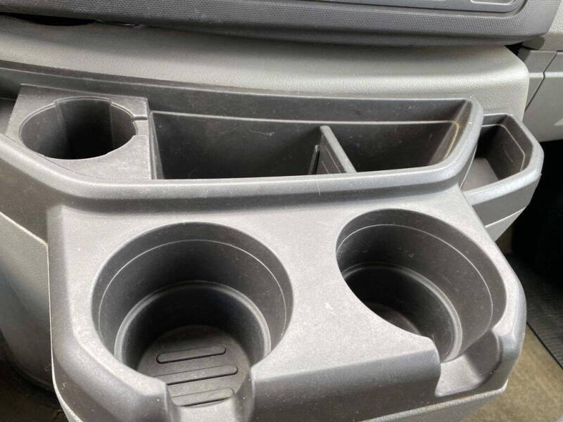 2013 Ford E-Series E-350 SD XLT