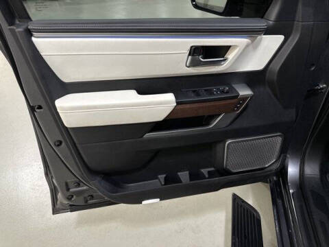 2024 Toyota Sequoia Capstone