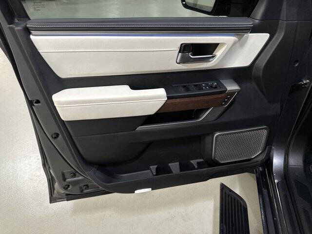 2024 Toyota Sequoia Capstone