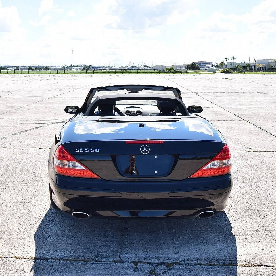 2008 Mercedes-Benz SL-Class 28