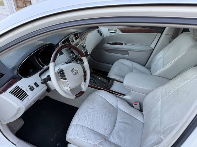 2011 Toyota Avalon Limited