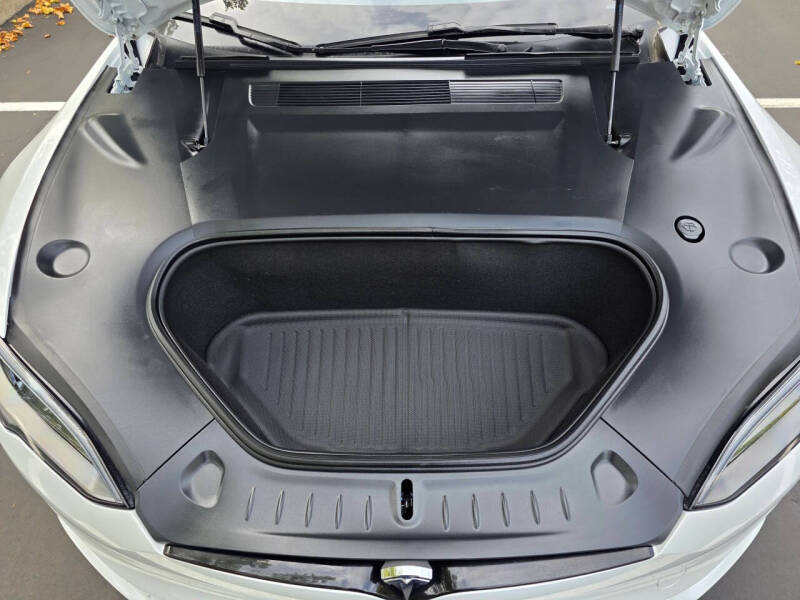 2023 Tesla Model S Standard Range