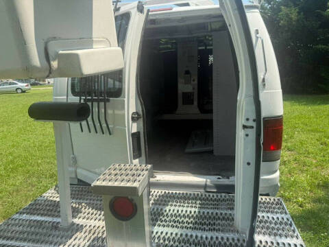 2011 Ford E-Series E-350 SD