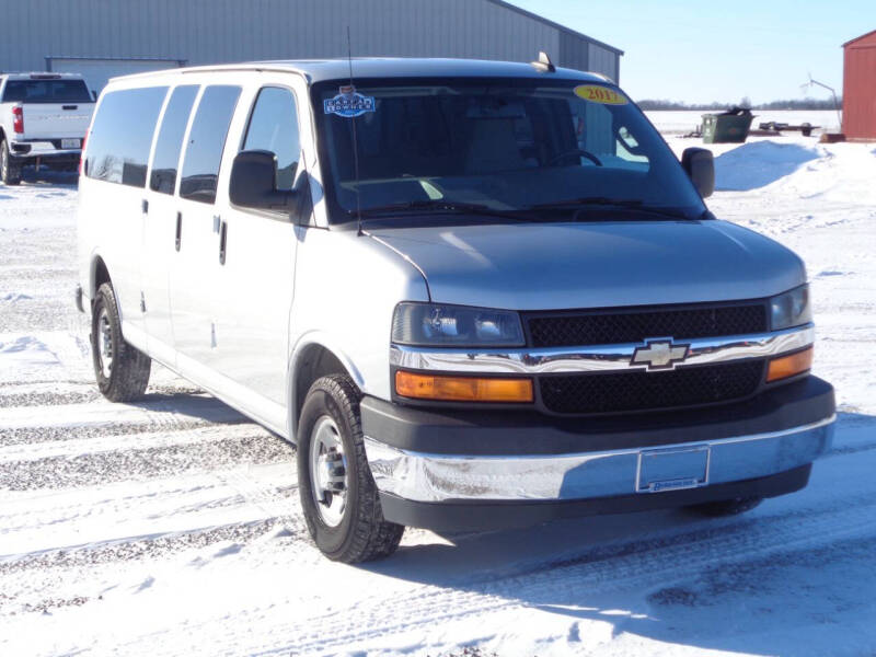 2017 Chevrolet Express LT 3500