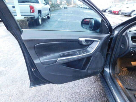 2015 Volvo V60 T5 Drive-E Premier