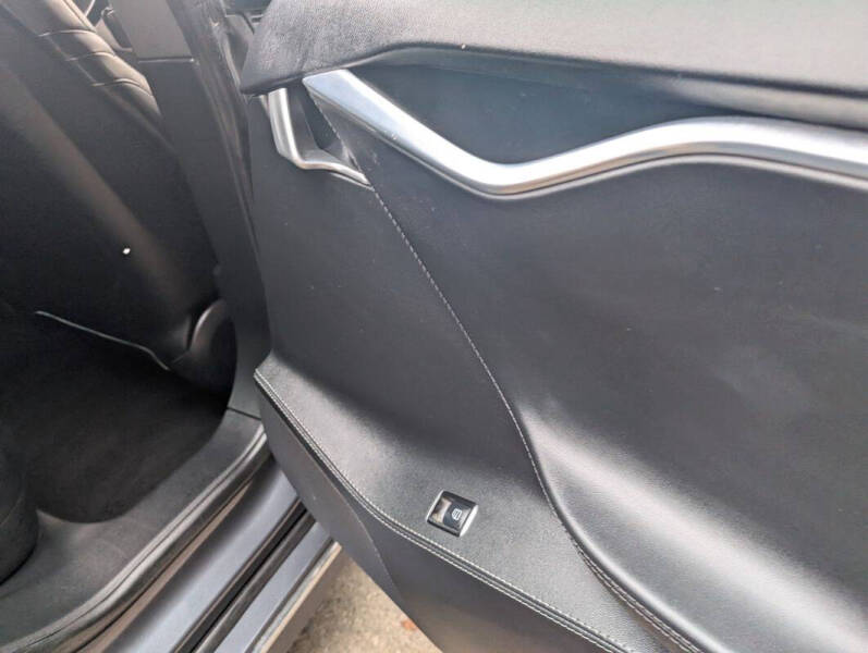 2014 Tesla Model S P85D