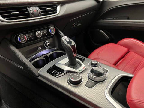 2023 Alfa Romeo Stelvio Veloce