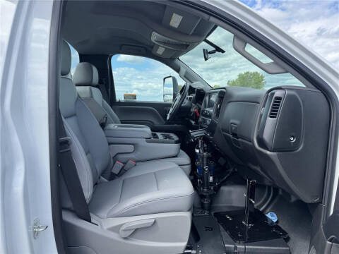 2025 Chevrolet Silverado 5500HD Chassis