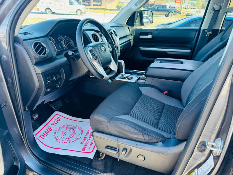 2017 Toyota Tundra SR5