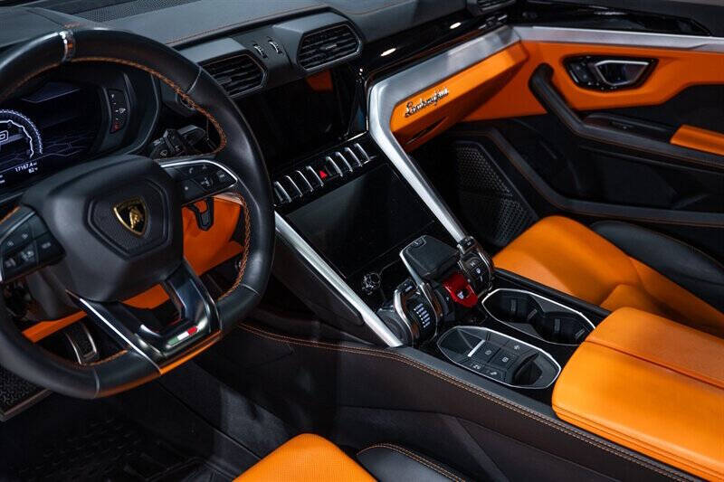 2021 Lamborghini Urus