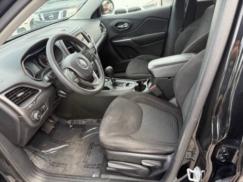 2019 Jeep Cherokee Latitude