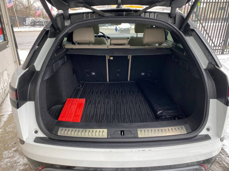 2018 Land Rover Range Rover Velar P250 R-Dynamic SE