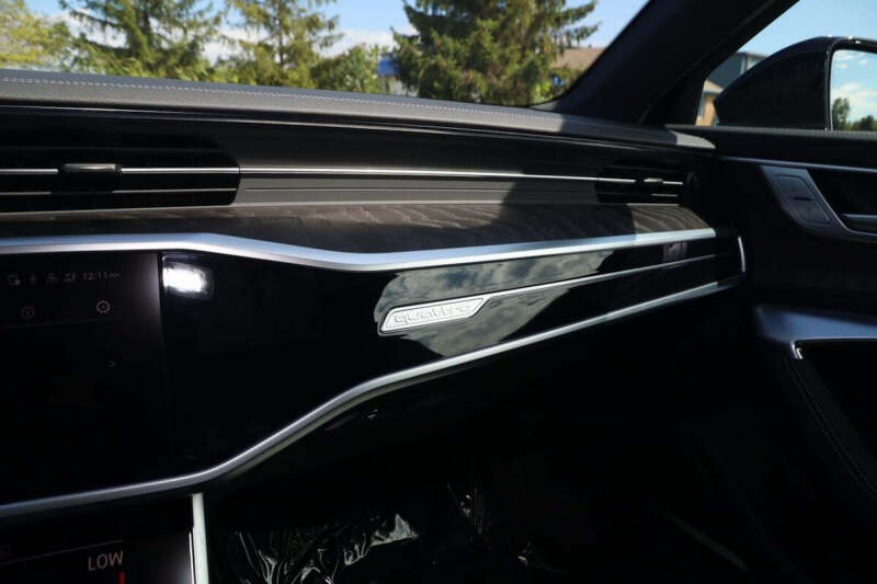 2022 Audi A6 quattro Premium Plus 55 TFSI