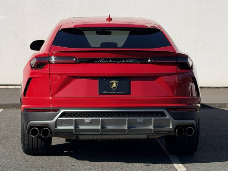 2022 Lamborghini Urus