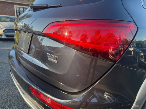 2017 Audi Q5 2.0T quattro Premium Plus