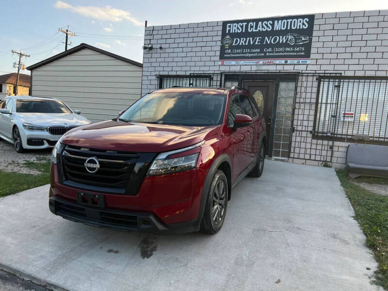 2022 Nissan Pathfinder SV