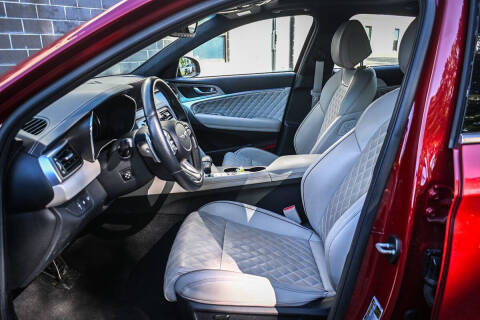 2023 Genesis G70