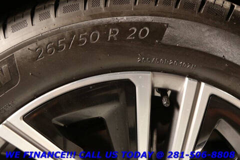 2024 Cadillac LYRIQ Luxury 1