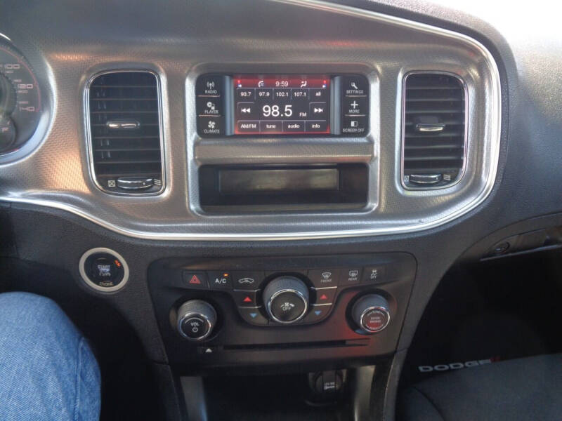 2013 Dodge Charger SE