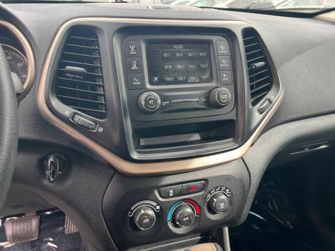 2014 Jeep Cherokee Sport