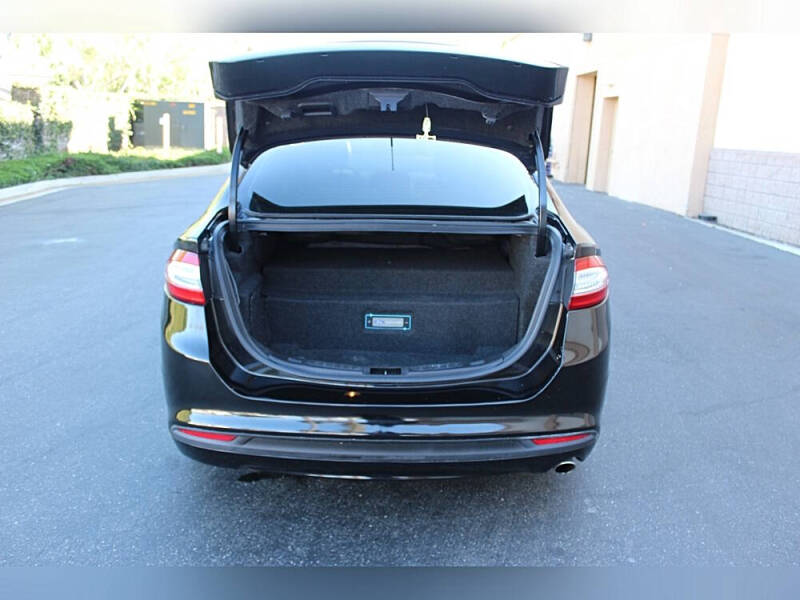 2014 Ford Fusion Energi SE