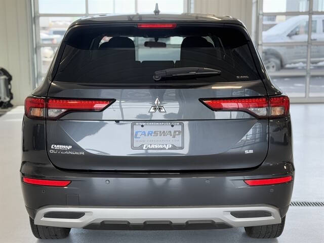 2024 Mitsubishi Outlander SE