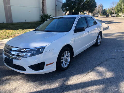 2010 Ford Fusion for sale at C & C Auto Sales in Colton CA