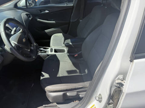 2017 Chevrolet Cruze LS Auto