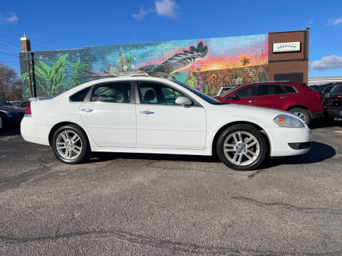 2010 Chevrolet Impala for sale at RIVERSIDE AUTO SALES in Sioux City IA