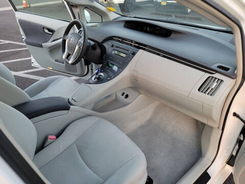 2010 Toyota Prius II