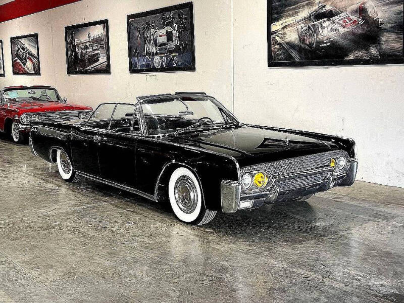 1961 Lincoln Continental
