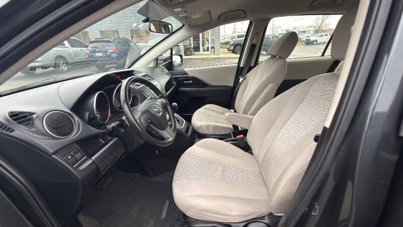 2012 Mazda MAZDA5 Touring