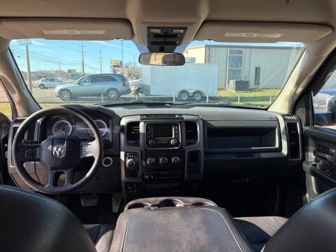 2017 RAM 1500 Express