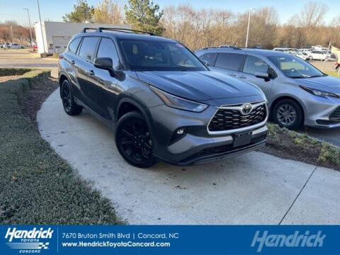 2023 Toyota Highlander LE