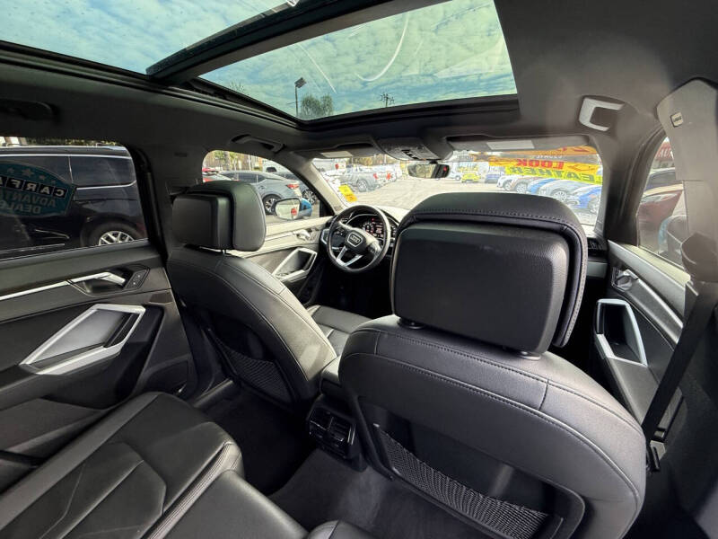 2022 Audi Q3 quattro S line Premium 45 TFSI