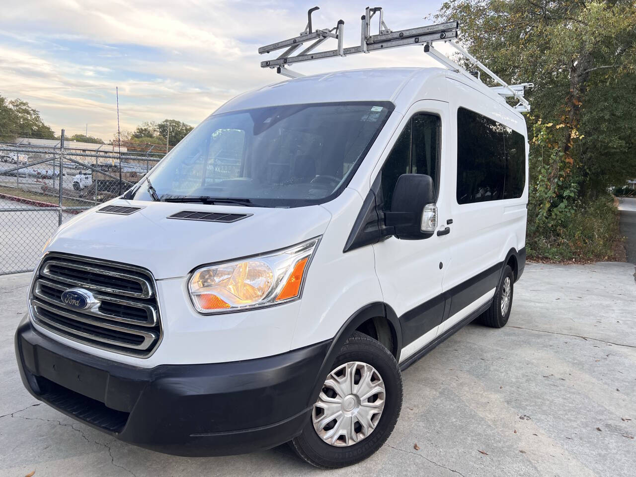 2019 Ford Transit 150 XLT 3dr SWB Medium Roof Passenger Van w/Slidin's photo
