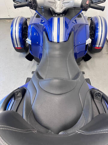 2012 Can-Am Spyder RT-S SM5