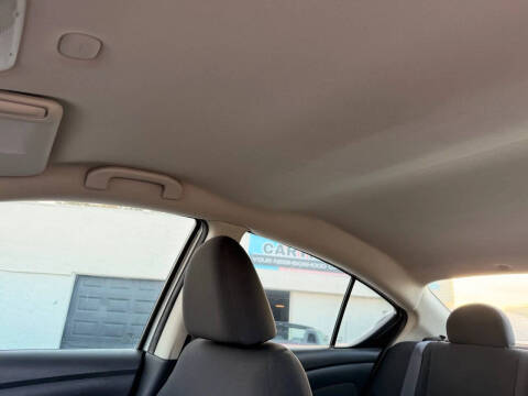 2013 Nissan Versa 1.6 S