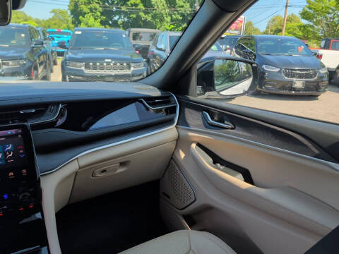 2023 Jeep Grand Cherokee