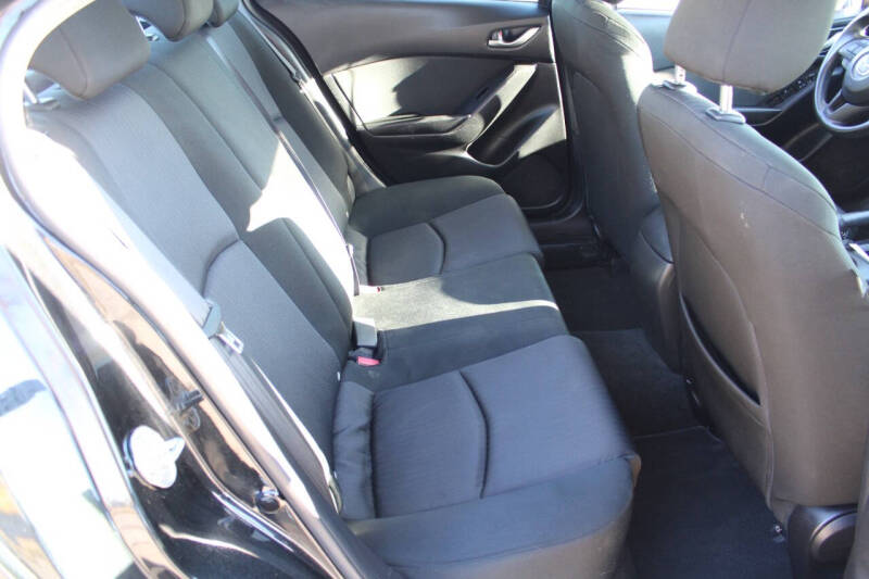 2014 Mazda MAZDA3 i Sport