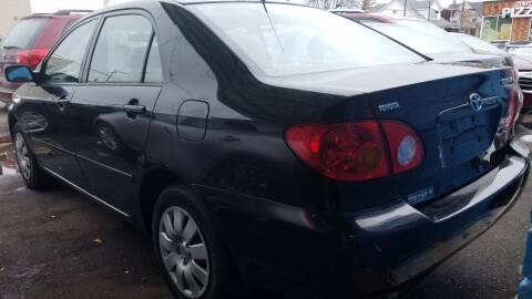 2004 Toyota Corolla for sale at The Bengal Auto Sales LLC in Hamtramck MI