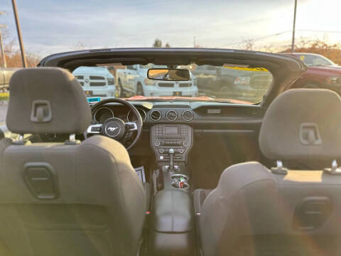 2015 Ford Mustang V6