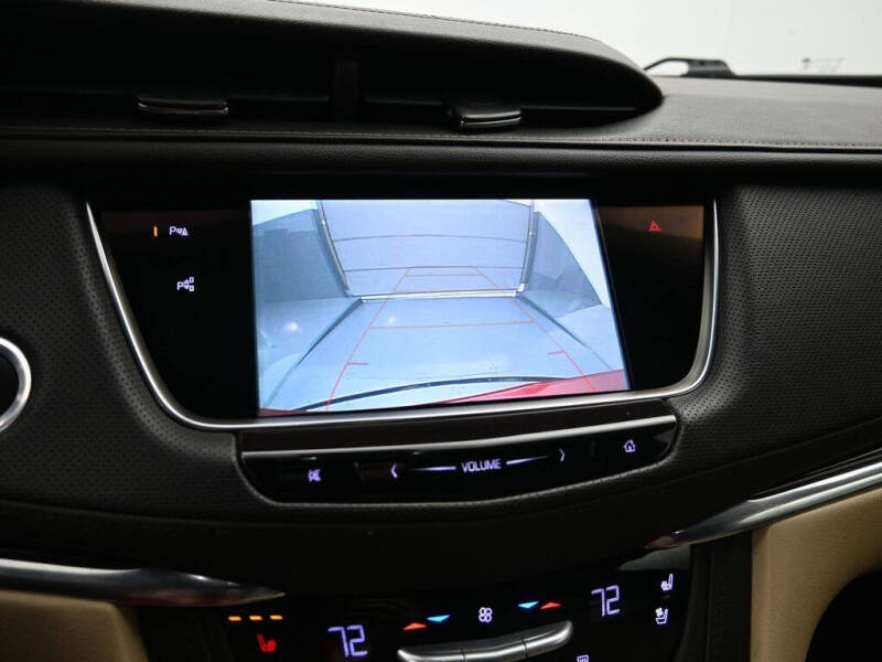 2018 Cadillac XT5 Premium Luxury