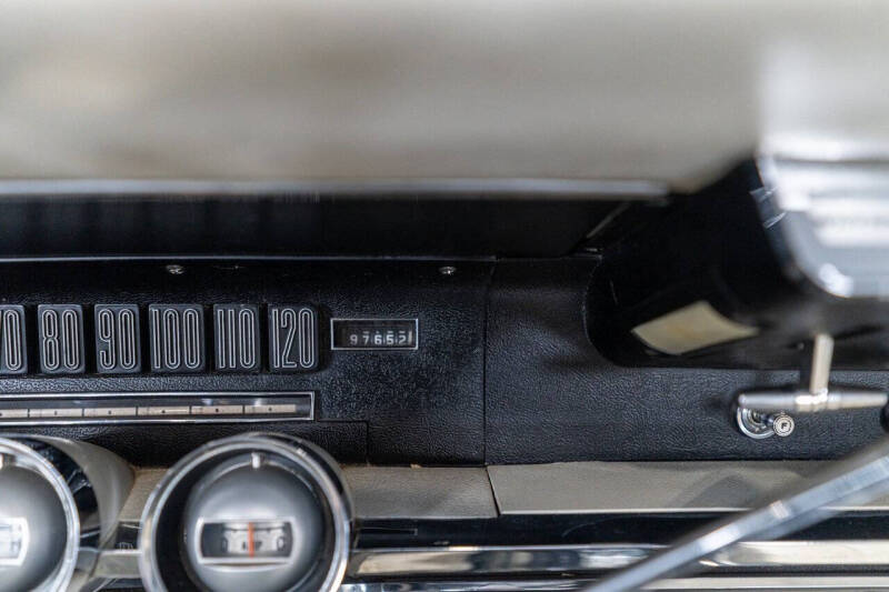 1966 Ford Thunderbird